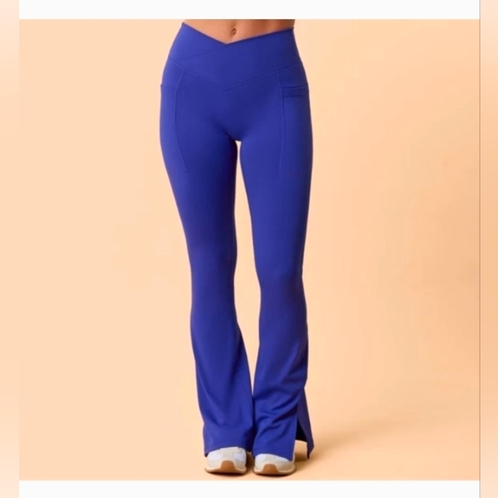 High-Rise Blue Flare Leggings